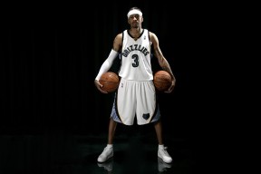 LDSports乐动-Karsa巅峰对决，Doinb与40分钟激战G2—大胜背后胜负难料！